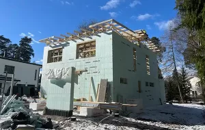 nudura-kivitalo ekologinen