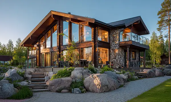 Nudura –perustus hirsitalolle